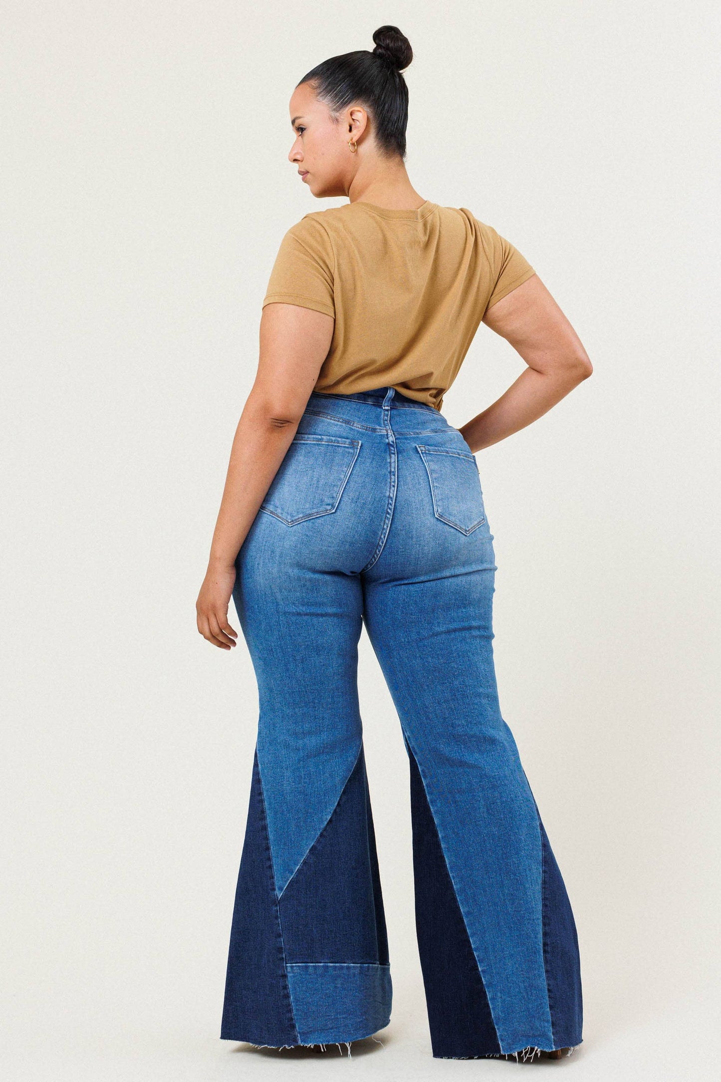 Kenzi Color Block Side Slit Flare Jeans in Plus