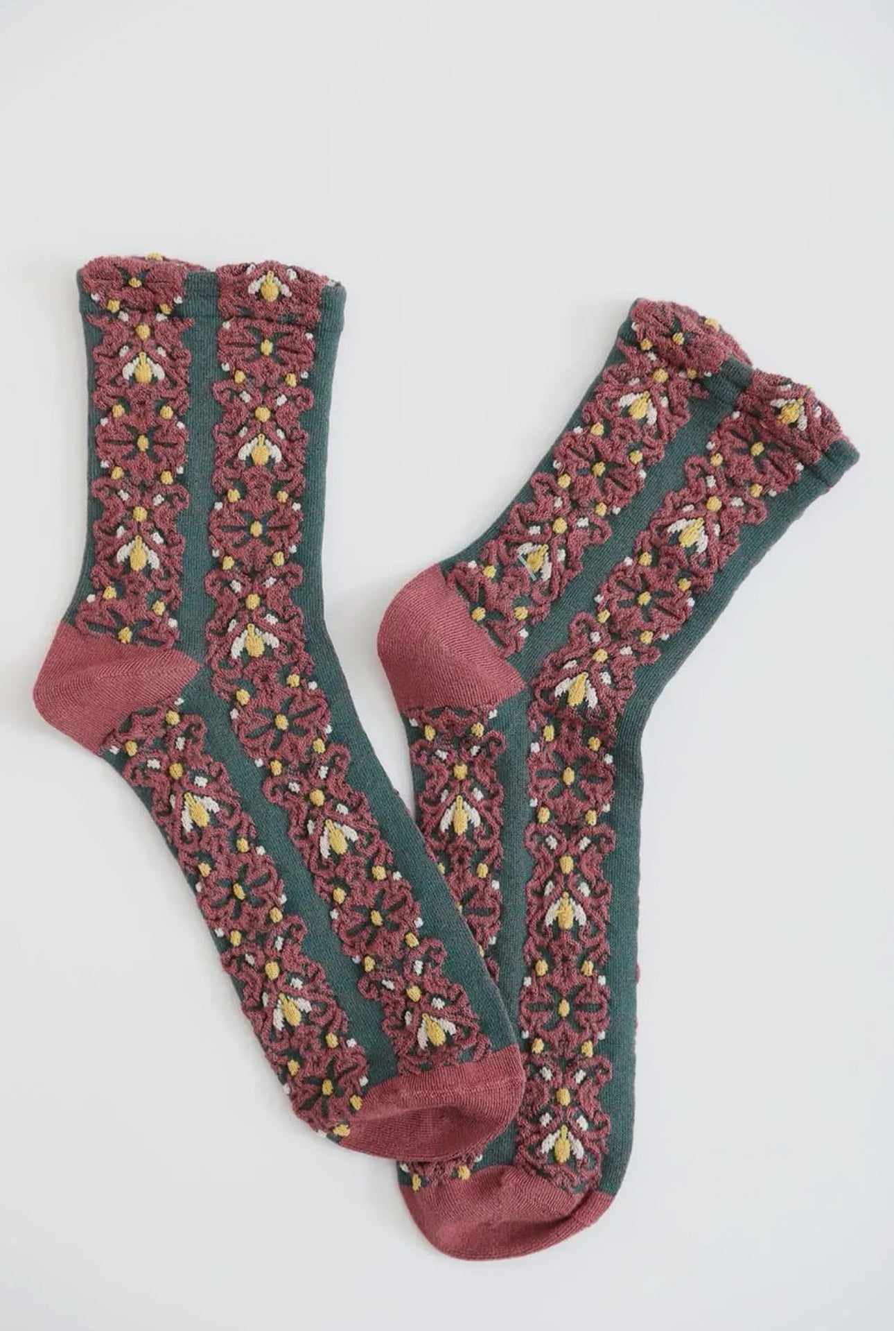 Eco Friendly Embroidered Flower Socks