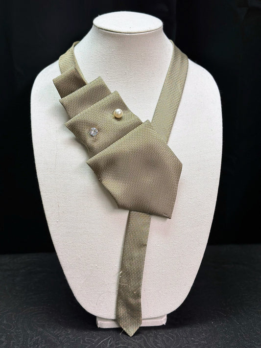 Misfit Khaki Unisex Tie Necklace