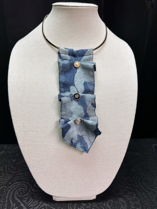 Rougie Denim Look Tie Choker