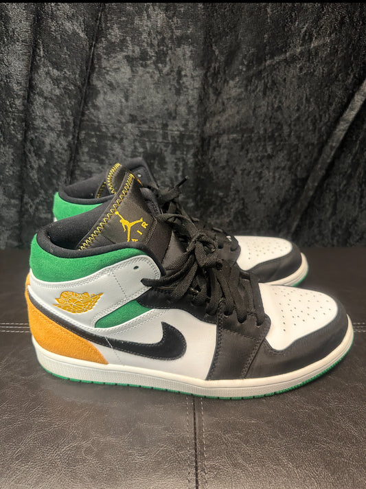 Air Jordan 1 Mid Oakland