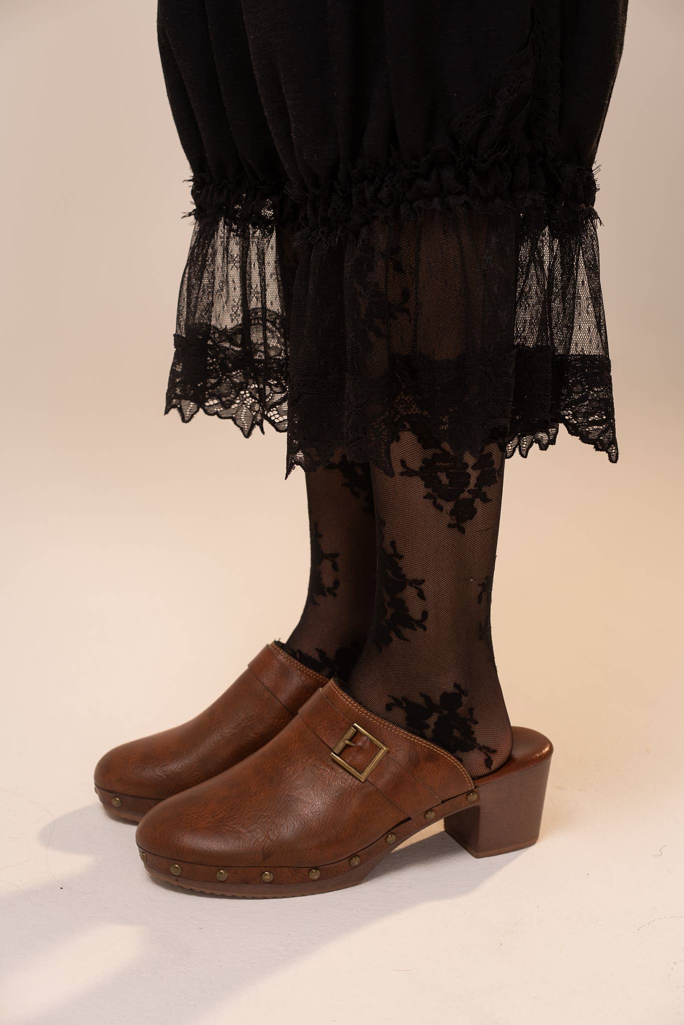 95852P Lace Trim Mid Rise Balloon Pants